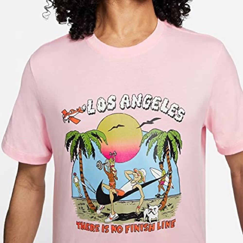 Nike Mens Graphic T-Shirt